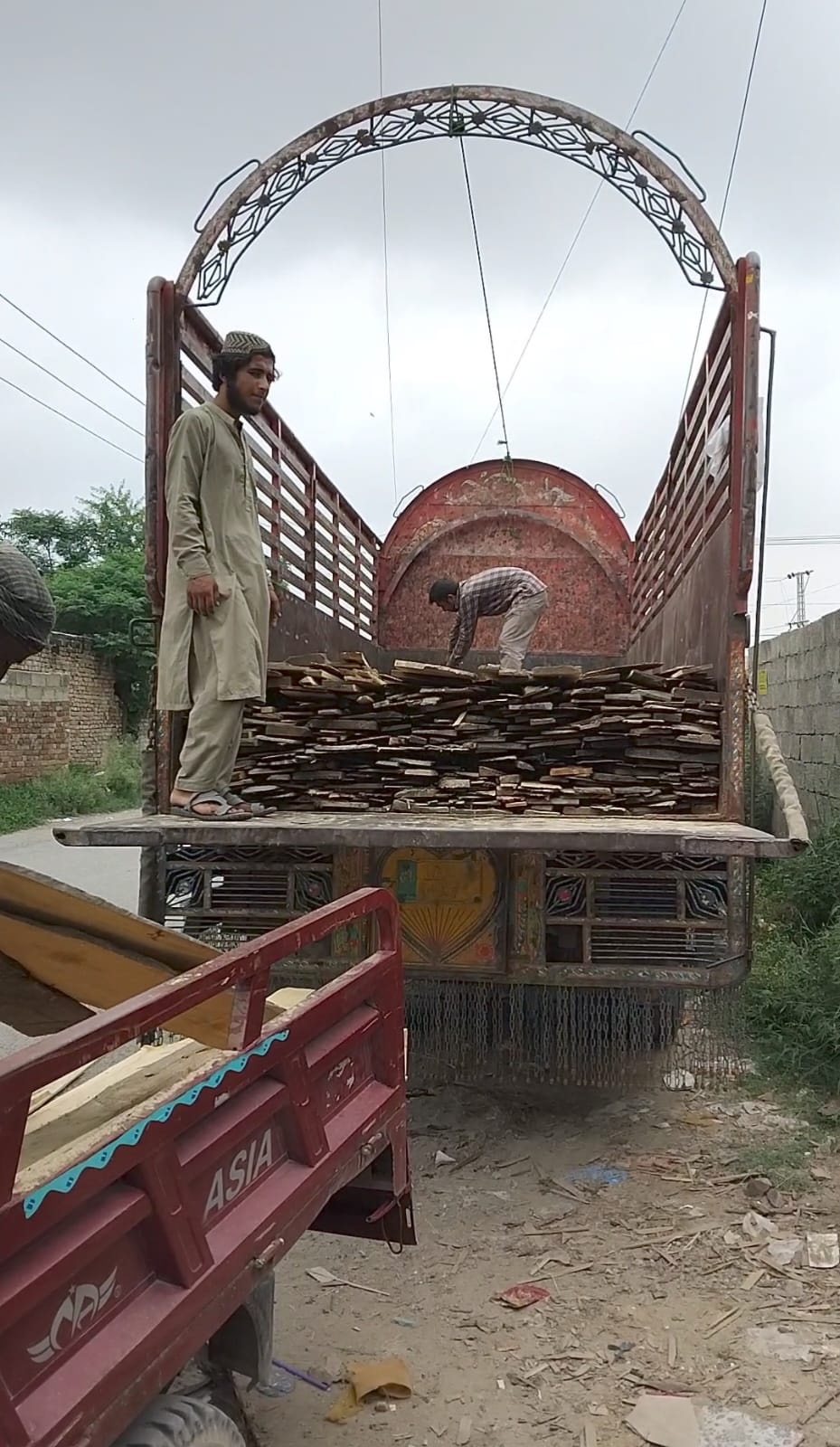 Zabi Phary Wala